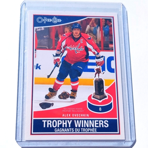 Alexander Ovechkin 2010/11 OPC Trophy Winners Washington Capitals Hockey Card - Picture 1 of 2